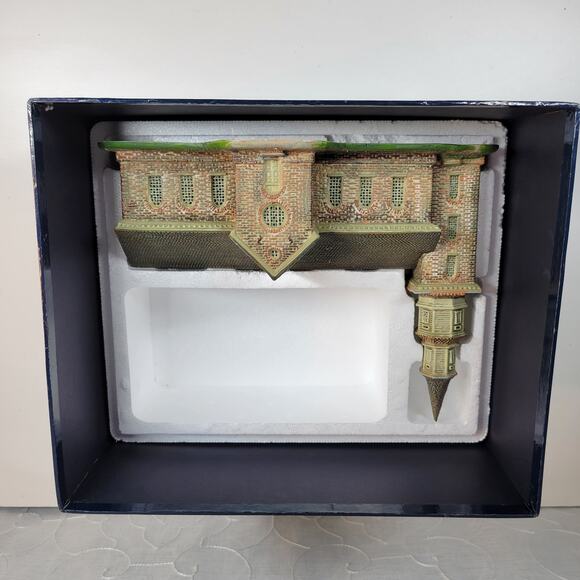 Lang & Wise Town Hall Colonial Brown Williamsburg Bruton Parish Church 1998 #22 - Picture 8 of 16